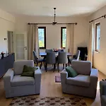 Villa L